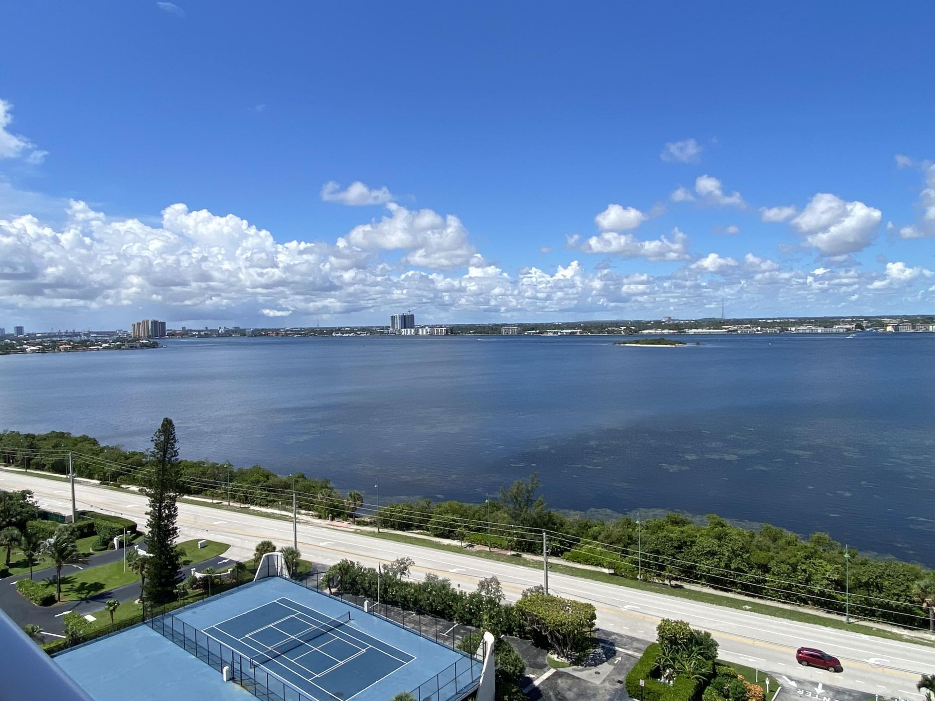 5440 N Ocean Drive, Unit 1501, Singer Island, FL 33404 Photo