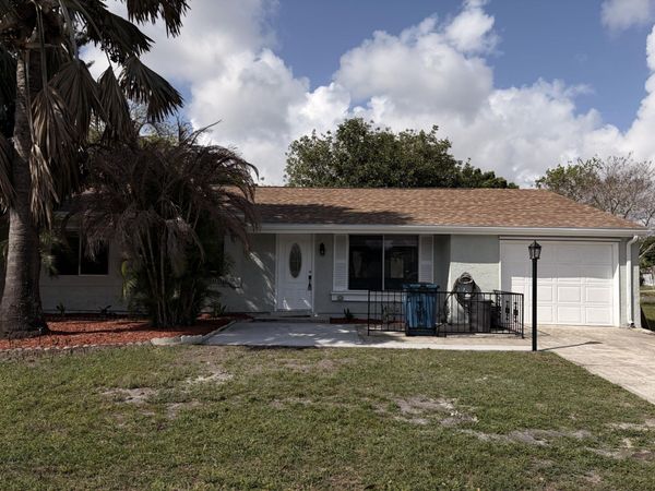1256 NE Dawn St Street NE, Palm Bay, FL 32905