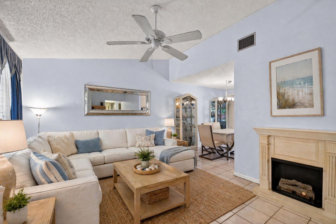 2730 Ida Way, Unit 16a, West Palm Beach, FL 33415 Photo