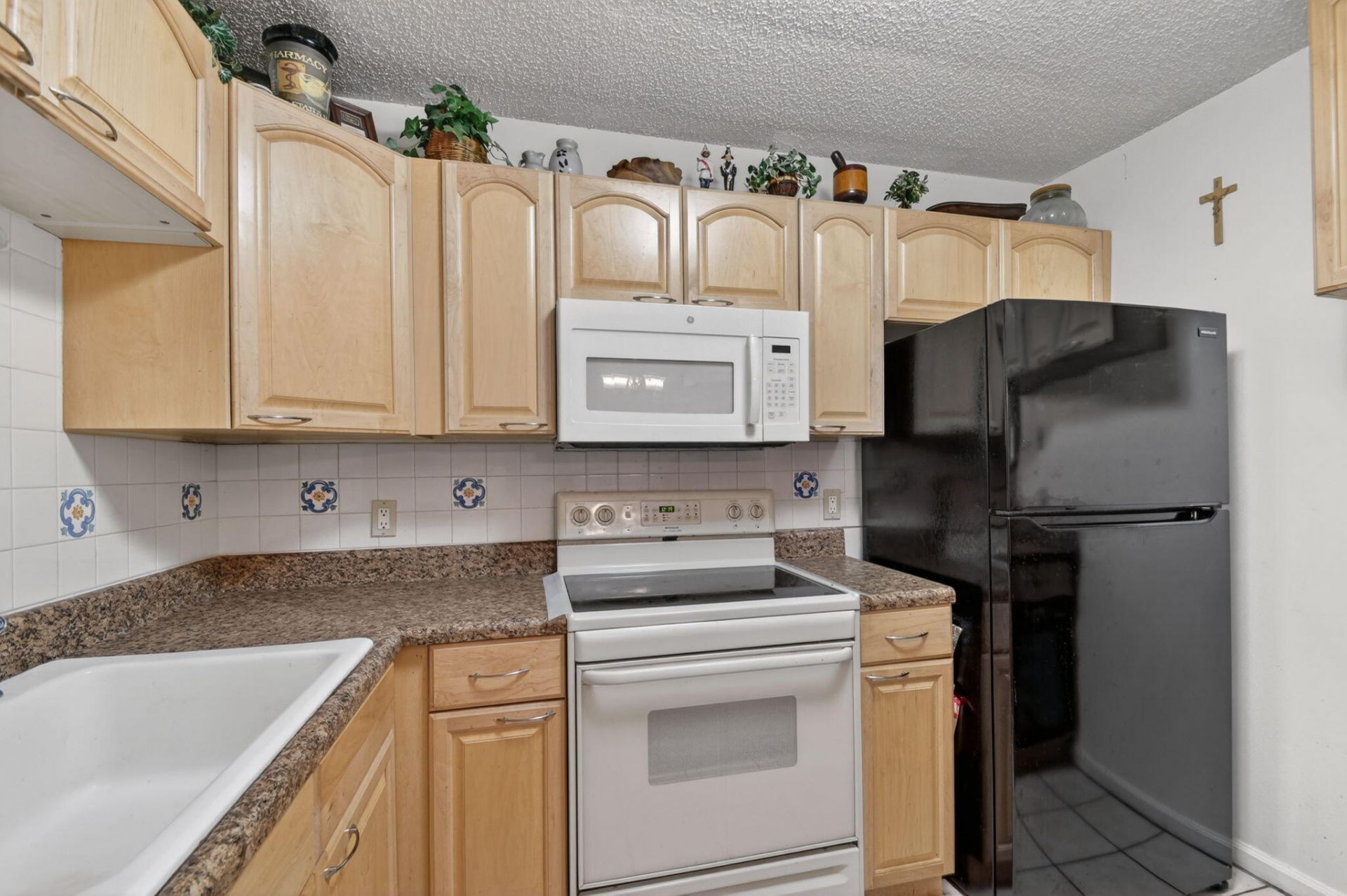 2730 Ida Way, Unit 16a, West Palm Beach, FL 33415 Photo