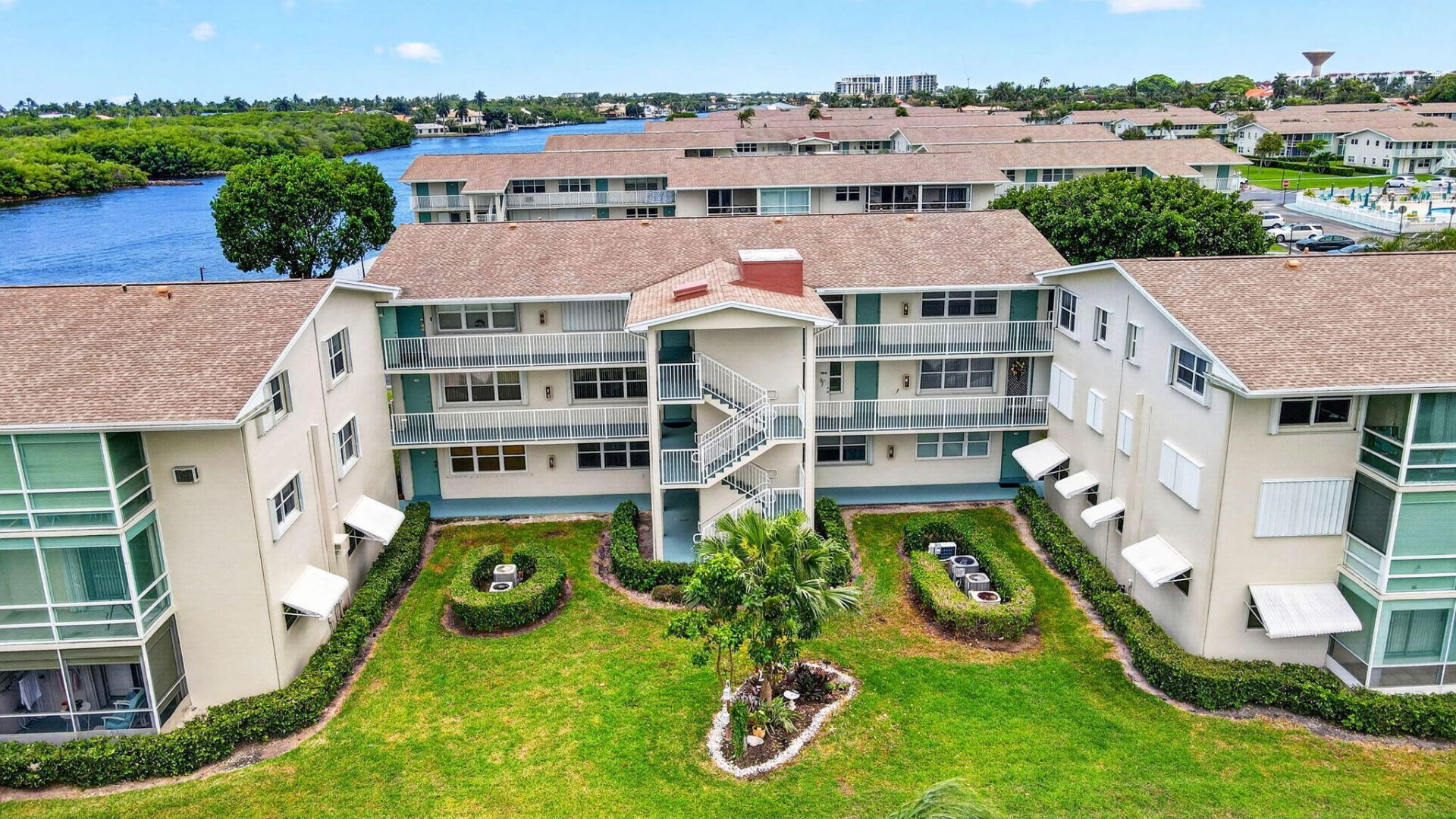 370 Horizon Street E, Boynton Beach, FL 33435 Photo