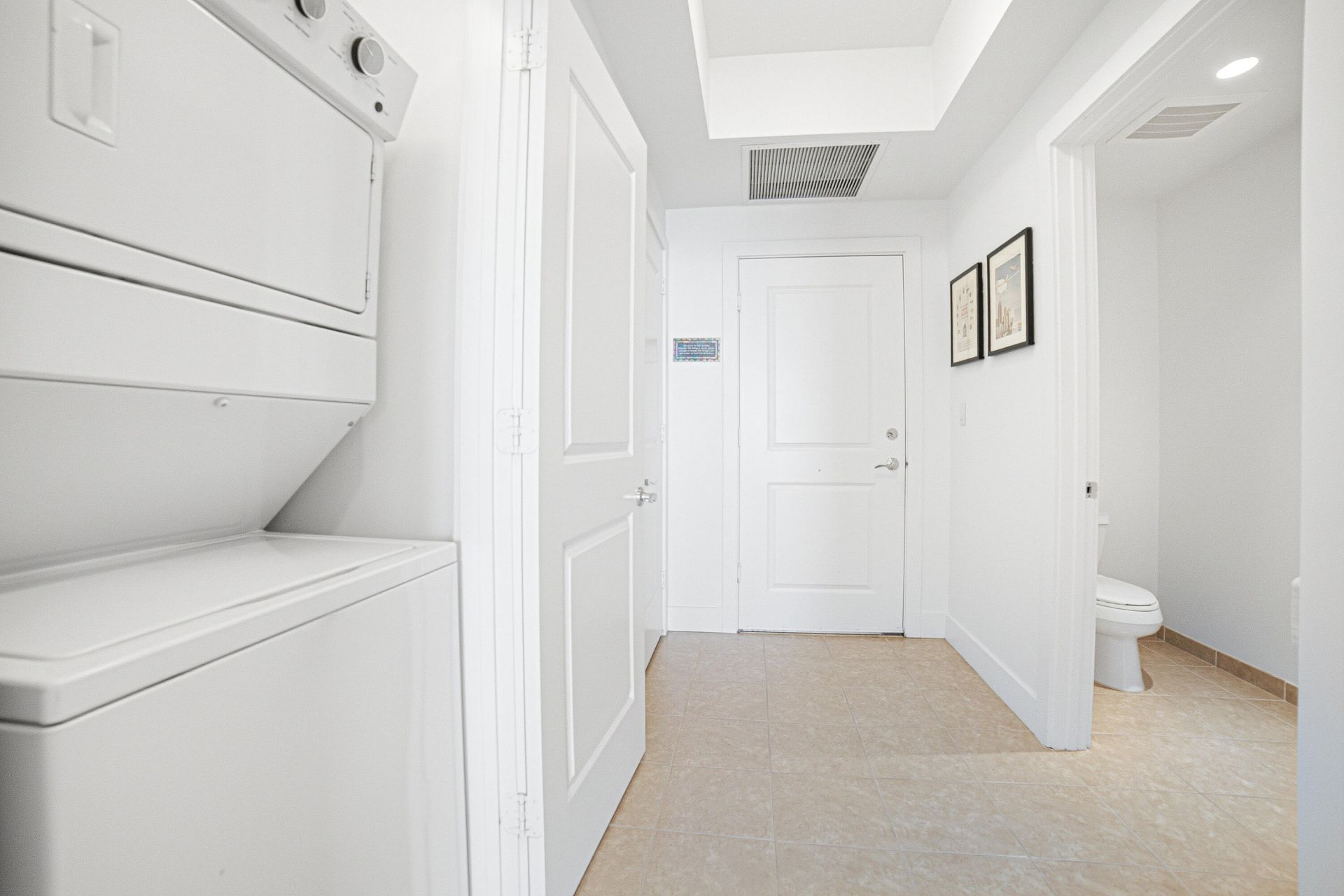 315 NE 3rd Avenue, Unit 1509, Fort Lauderdale, FL 33301 Photo