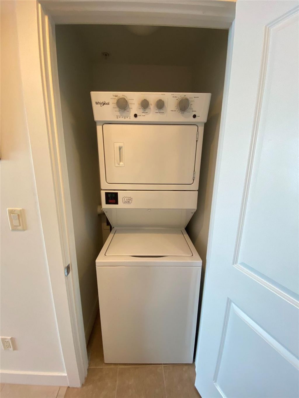 315 NE 3rd Avenue, Unit 1509, Fort Lauderdale, FL 33301 Photo