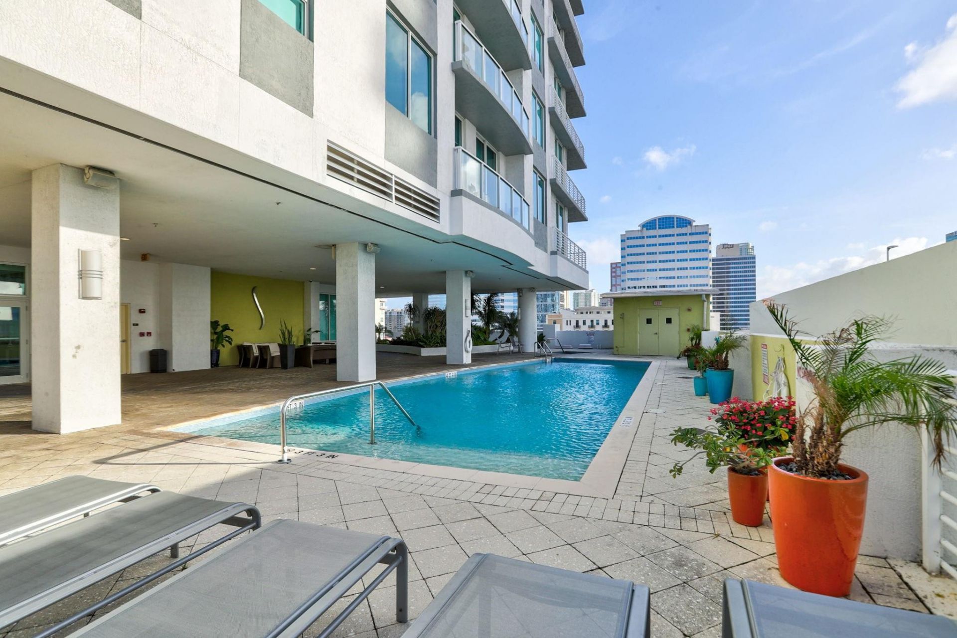 315 NE 3rd Avenue, Unit 1509, Fort Lauderdale, FL 33301 Photo
