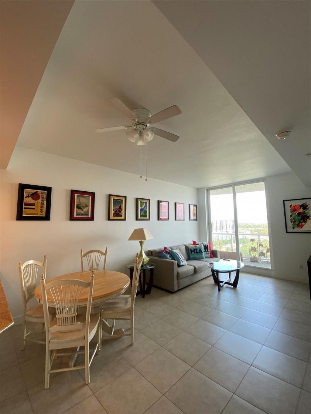 315 NE 3rd Avenue, Unit 1509, Fort Lauderdale, FL 33301 Photo