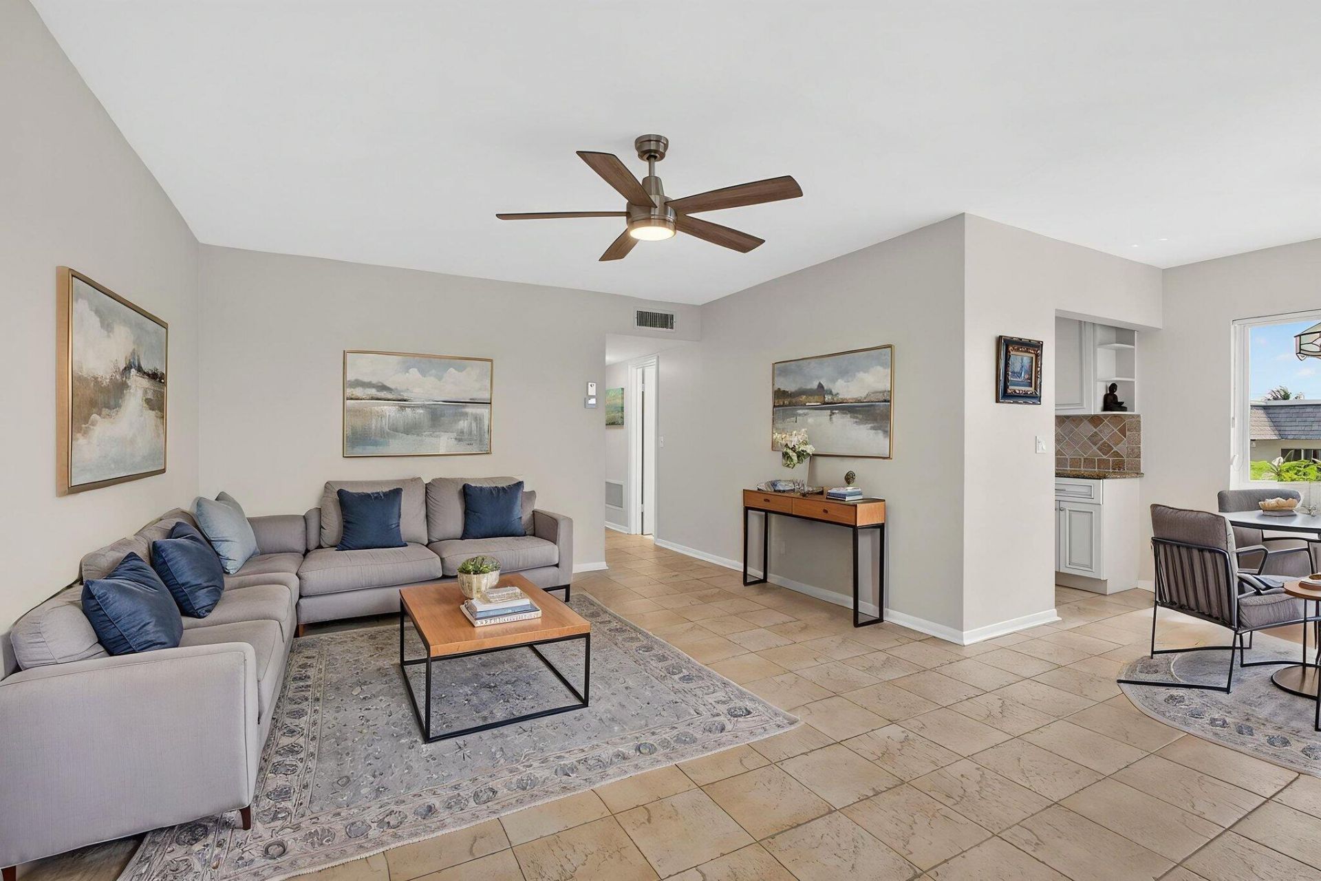 3402 Cynthia Lane, Unit 201, Lake Worth Beach, FL 33461 Photo