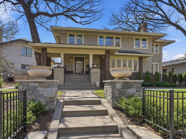 2200 Kenwood Parkway , Minneapolis, MN 55405