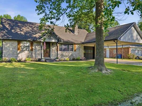 524 N Brown Street , Vinita, OK 74301