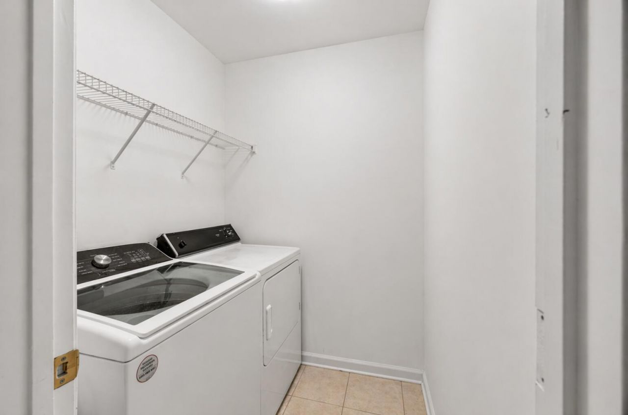 403 Tree Branch Circle Photo 10