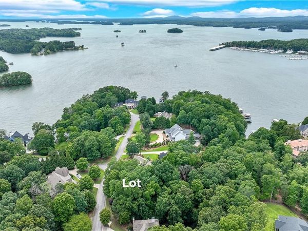 5514 Mainsail Way , Gainesville, GA 30504