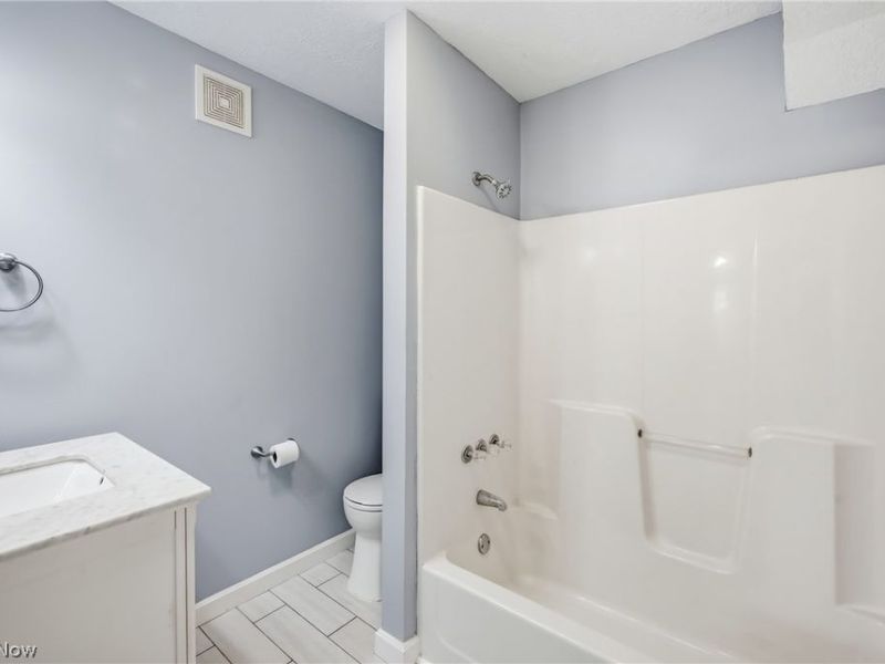 13836 Ellsworth Road, Berlin Center, OH 44401 Photo 21