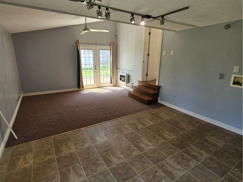 560 N Broadway Street, Medina, OH 44256 Photo 10