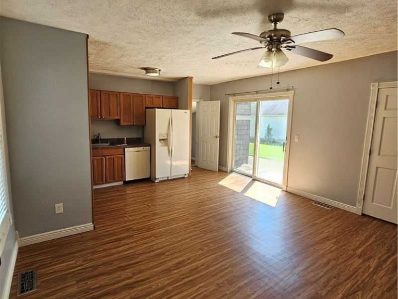 560 N Broadway Street, Medina, OH 44256 Photo 13