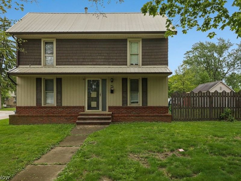 560 N Broadway Street, Medina, OH 44256 Photo 2