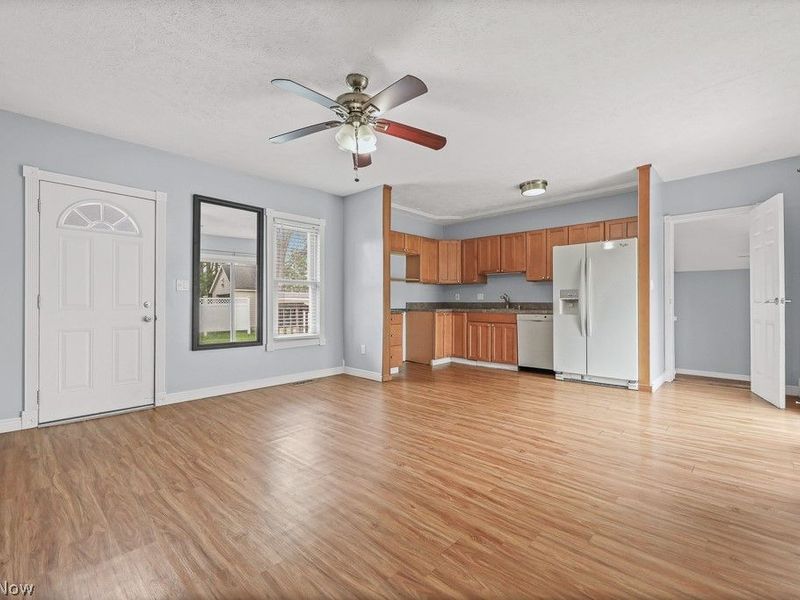560 N Broadway Street, Medina, OH 44256 Photo 5