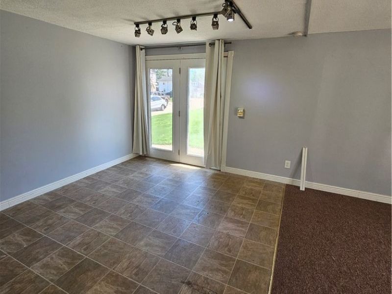 560 N Broadway Street, Medina, OH 44256 Photo 9