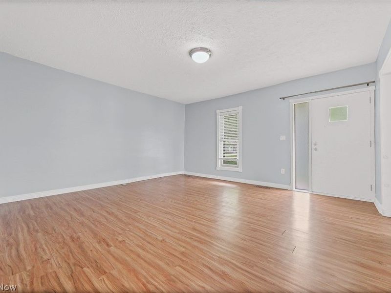 560 N Broadway Street, Medina, OH 44256 Photo 9