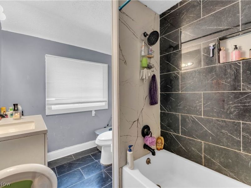 3544 W 62nd Street, Cleveland, OH 44102 Photo 18