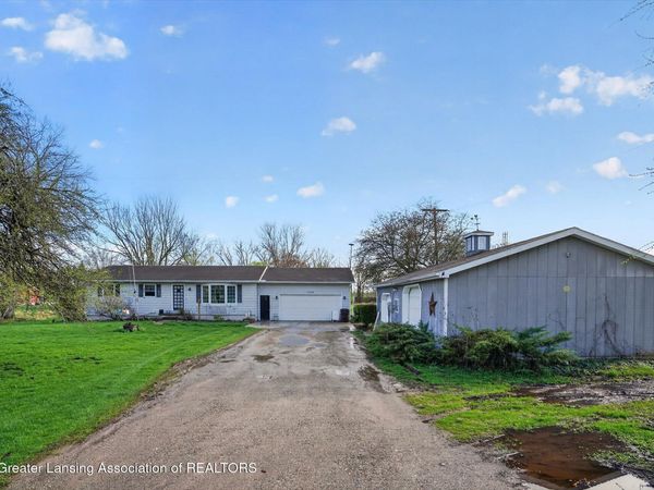 4734 E Grand River Avenue, Portland, MI 48875