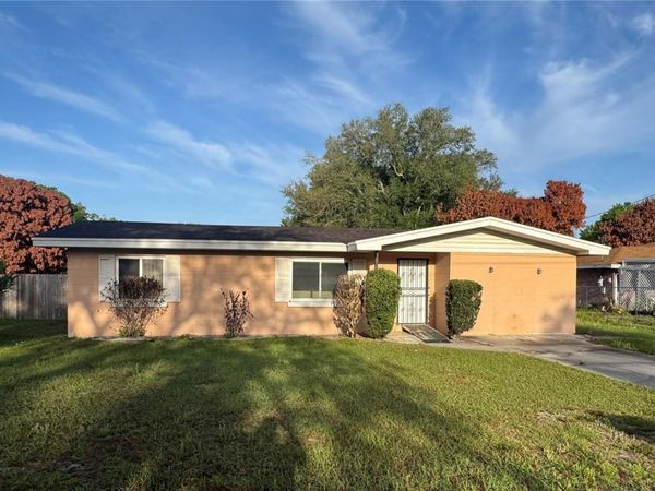 729 CRESTWOOD DRIVE , WINTER HAVEN, FL 33881