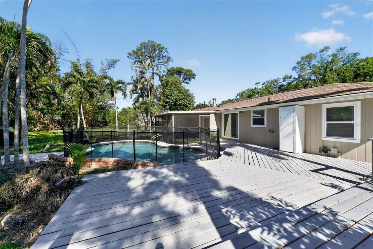 1150 52nd Street , Sarasota, FL 34234 Photo