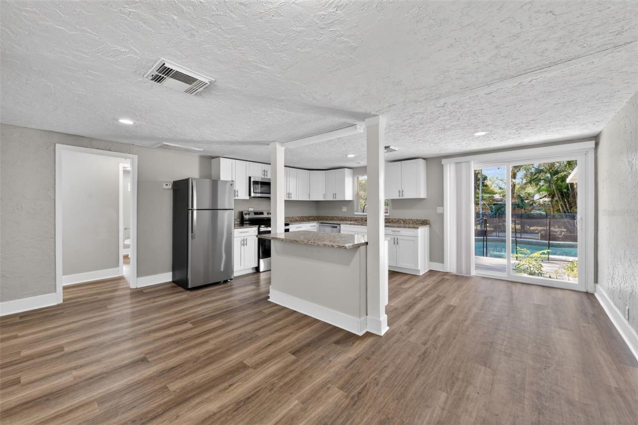 1150 52nd Street , Sarasota, FL 34234 Photo