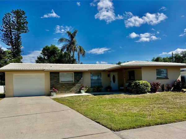 3174 REGATTA CIRCLE, SARASOTA, FL 34231