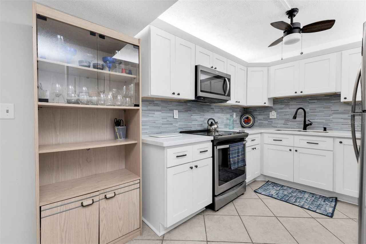 25188 Marion Avenue, Unit A207, Punta Gorda, FL 33950 Photo