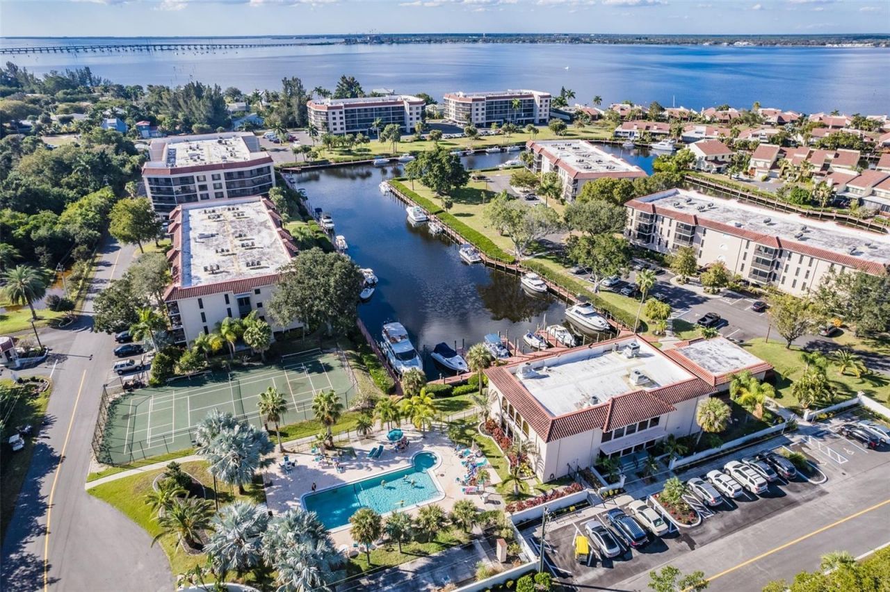 25188 Marion Avenue, Unit A207, Punta Gorda, FL 33950 Photo