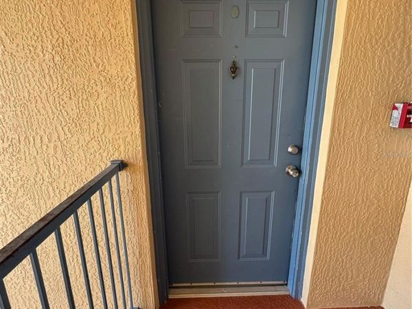 495 LAS CORTES LANE , Unit 203, ORLANDO, FL 32824