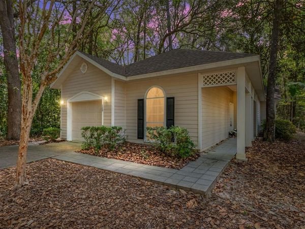 129 NW 48TH BOULEVARD , Unit 6, GAINESVILLE, FL 32607