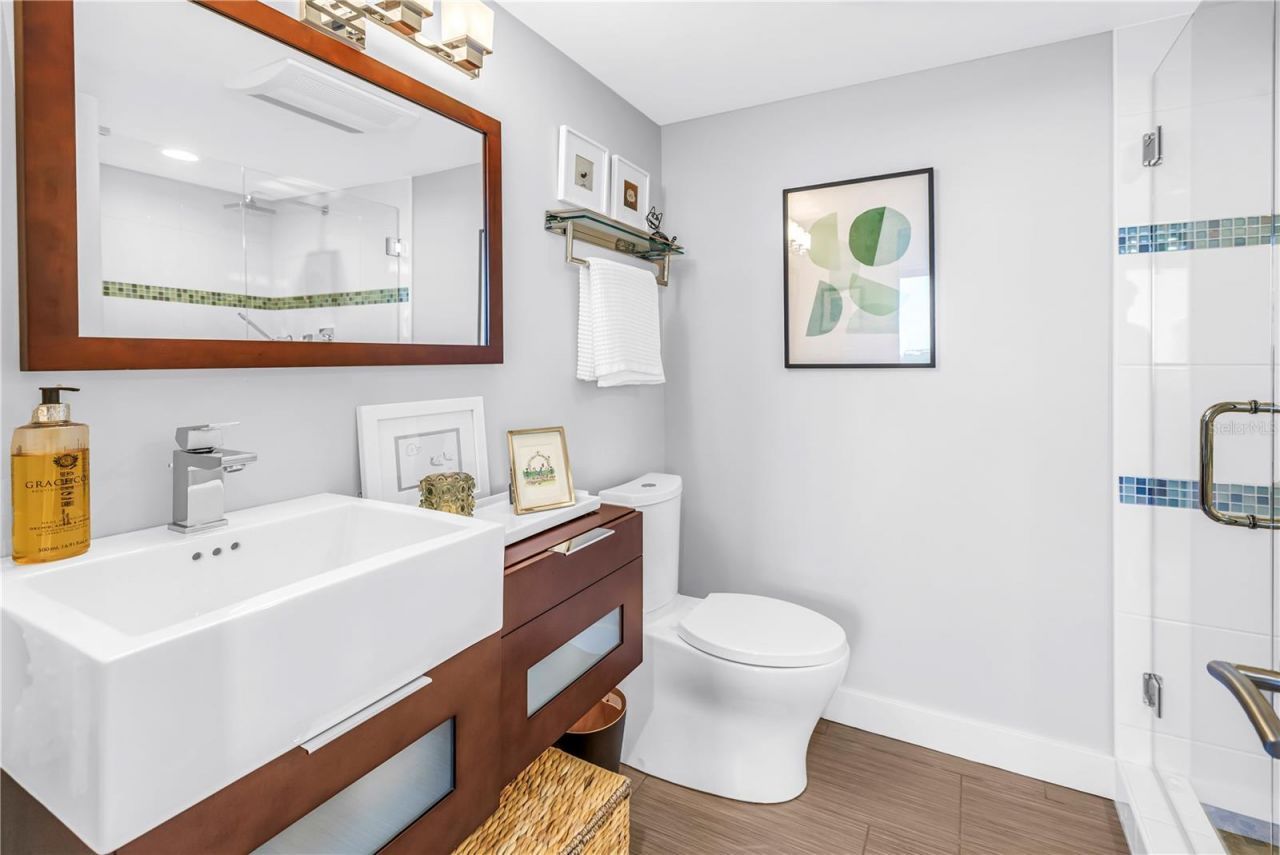 700 Beach Drive Ne, Unit 708, Saint Petersburg, FL 33701 Photo