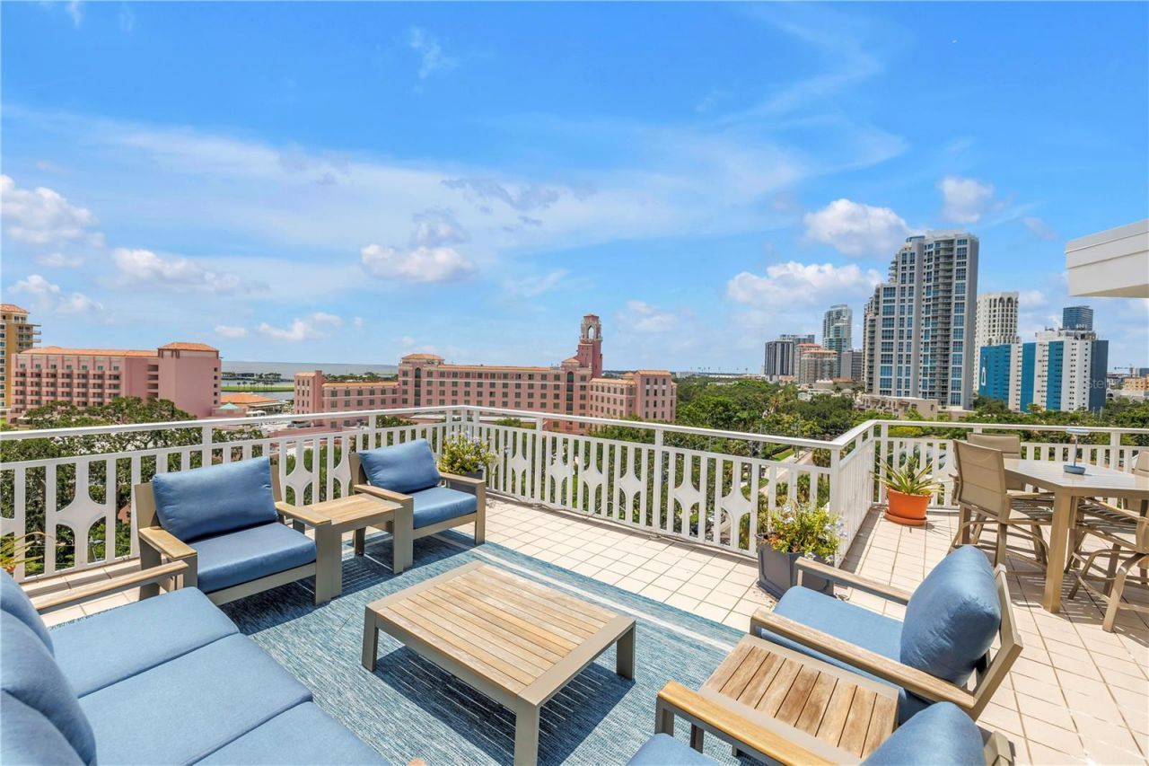 700 Beach Drive Ne, Unit 708, Saint Petersburg, FL 33701 Photo