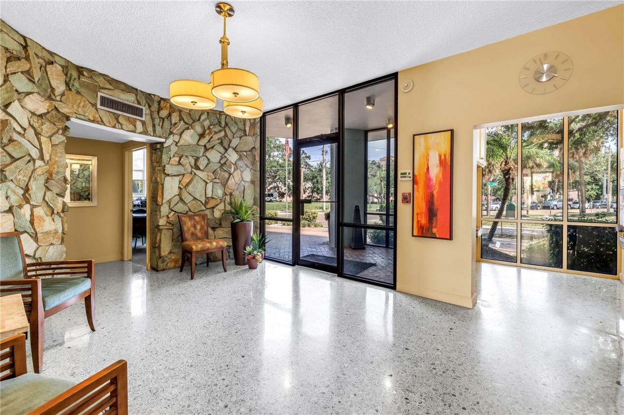 700 Beach Drive Ne, Unit 708, Saint Petersburg, FL 33701 Photo