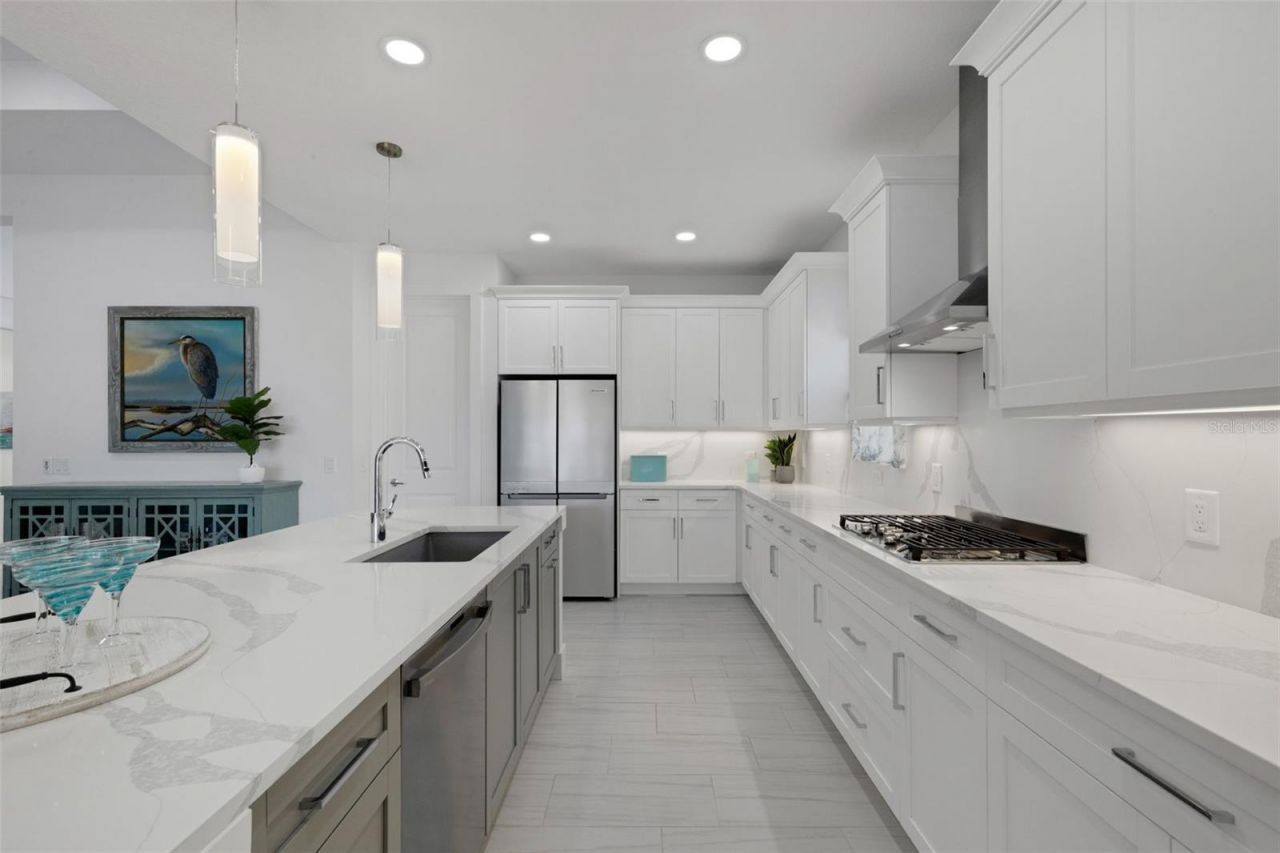 1104 Waterline Court, Sarasota, FL 34240 Photo