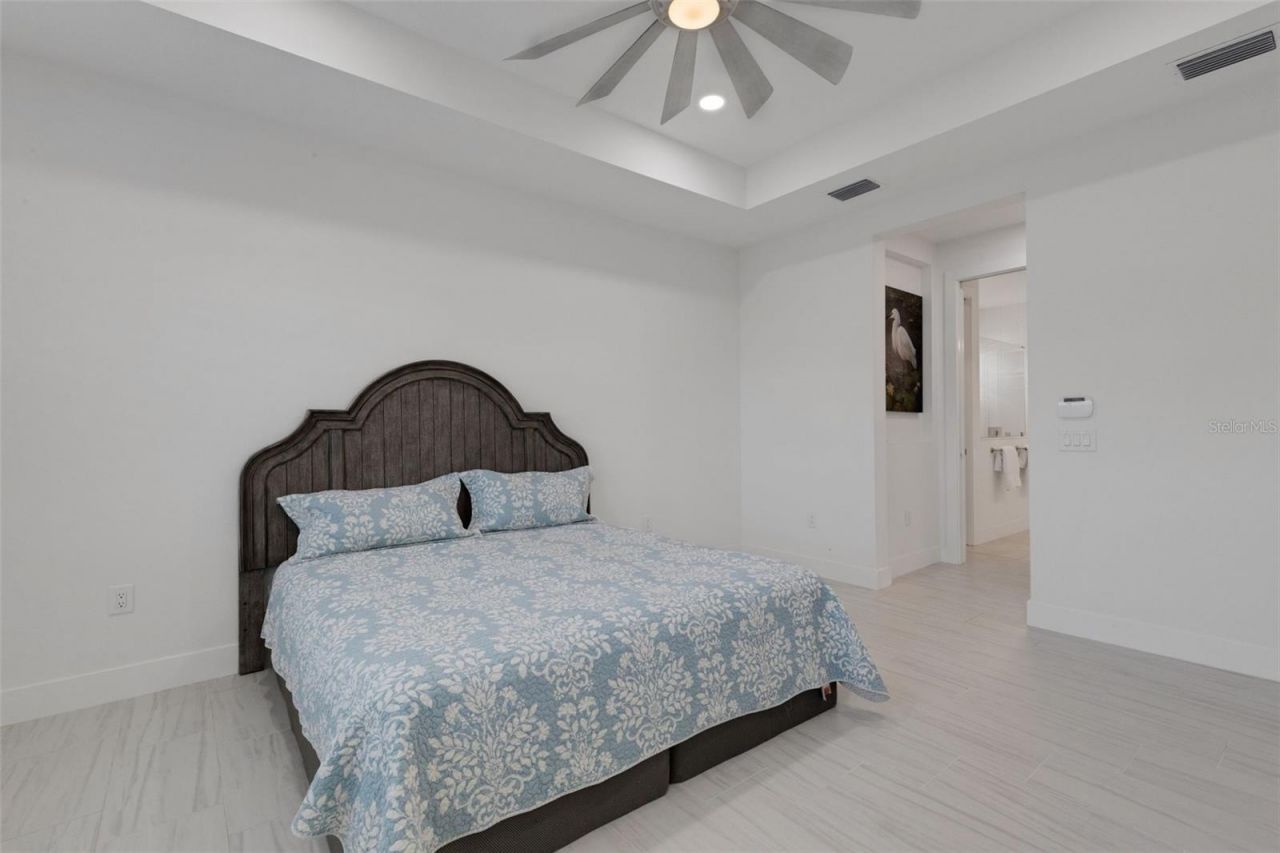 1104 Waterline Court, Sarasota, FL 34240 Photo