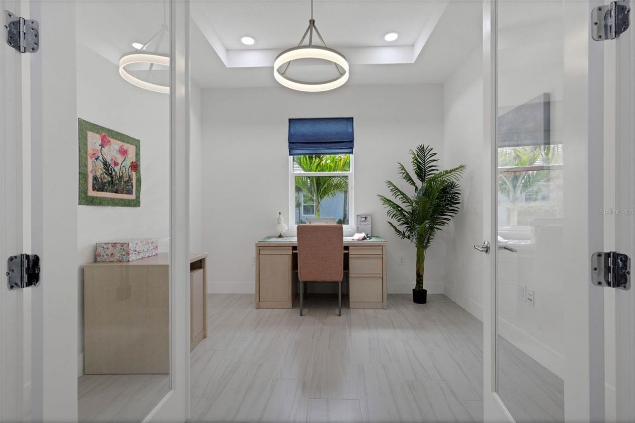 1104 Waterline Court, Sarasota, FL 34240 Photo