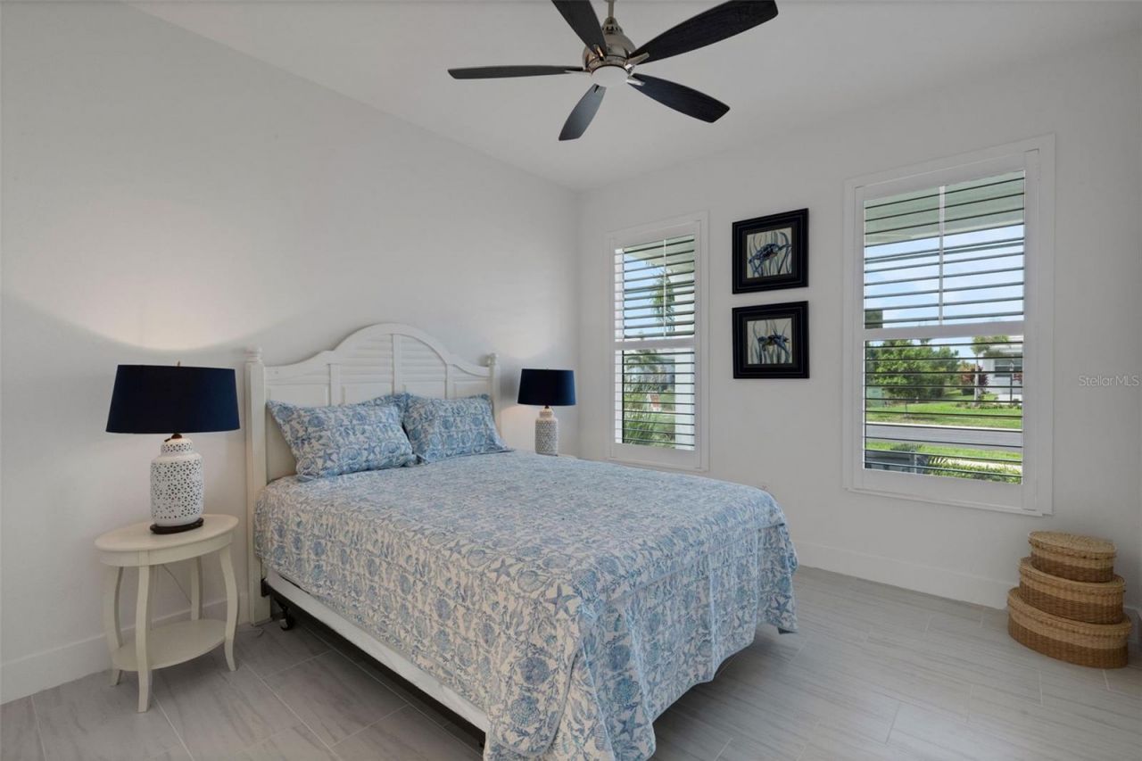 1104 Waterline Court, Sarasota, FL 34240 Photo