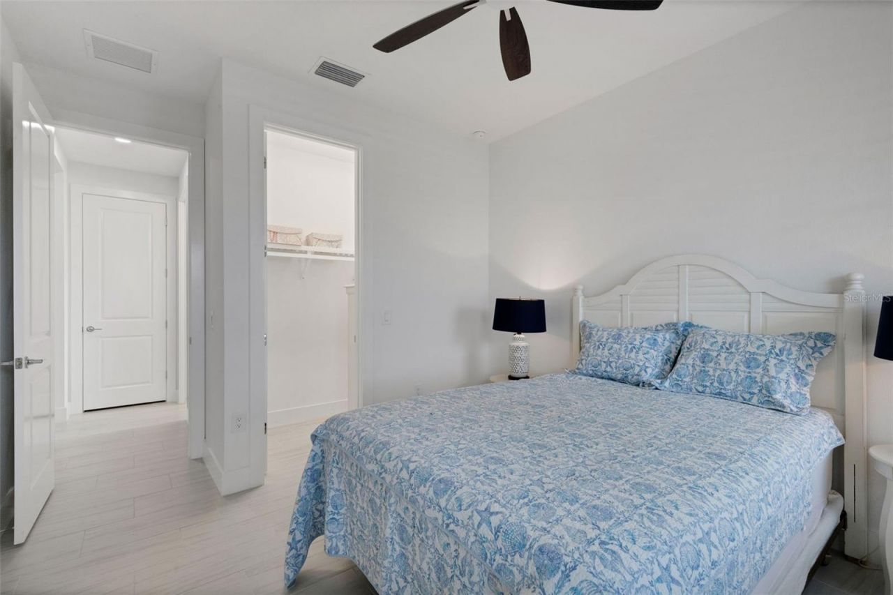 1104 Waterline Court, Sarasota, FL 34240 Photo