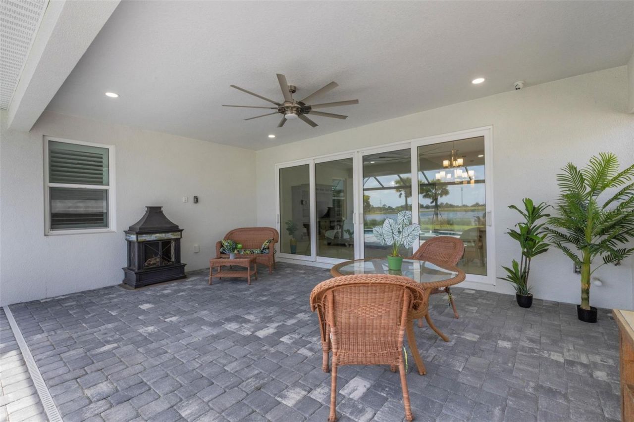 1104 Waterline Court, Sarasota, FL 34240 Photo