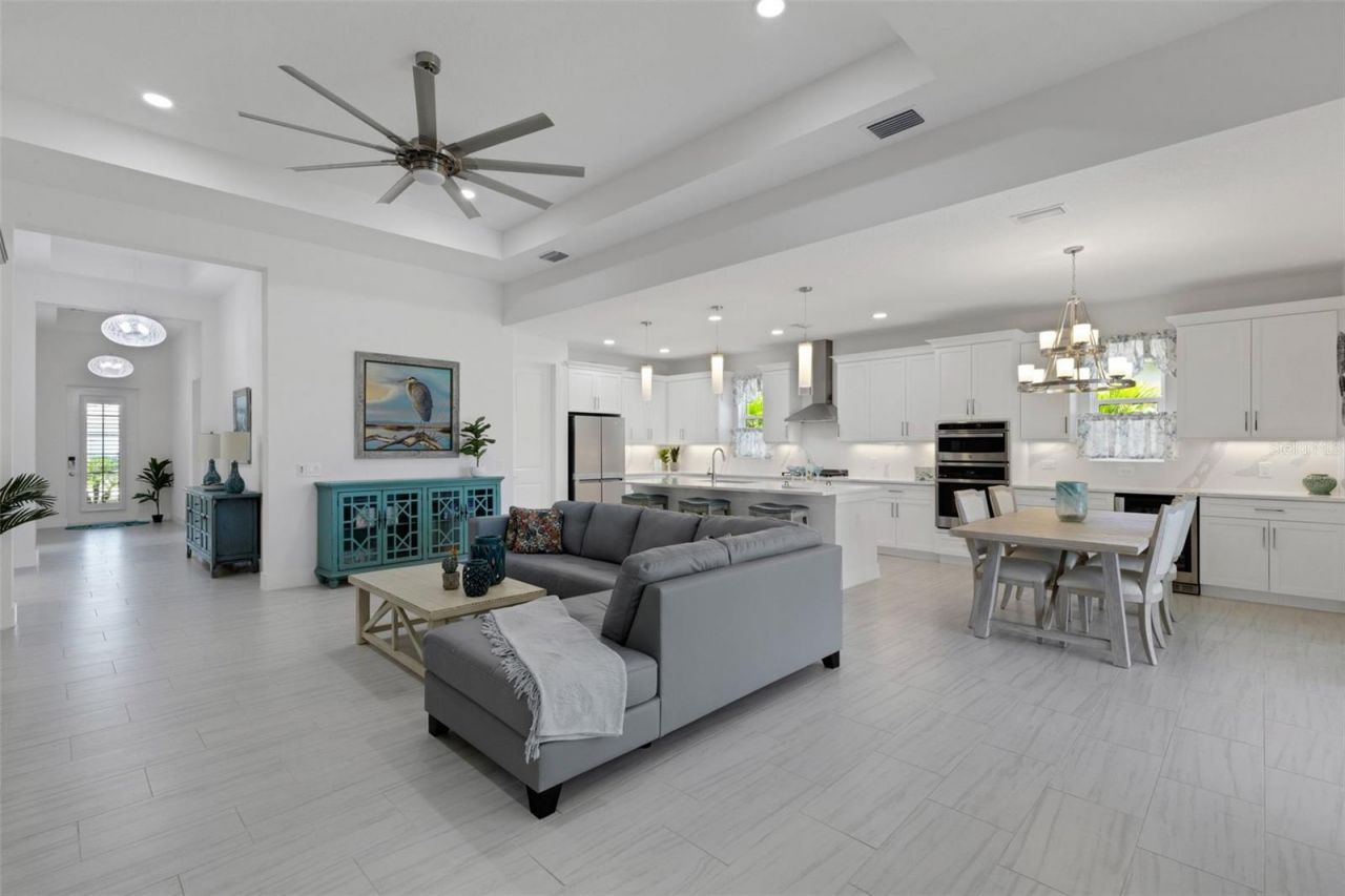 1104 Waterline Court, Sarasota, FL 34240 Photo