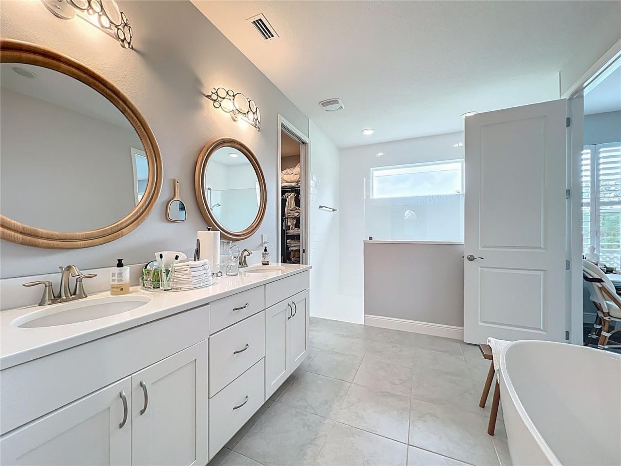 10220 & 10224 Bay Lake Road, Groveland, FL 34736 Photo