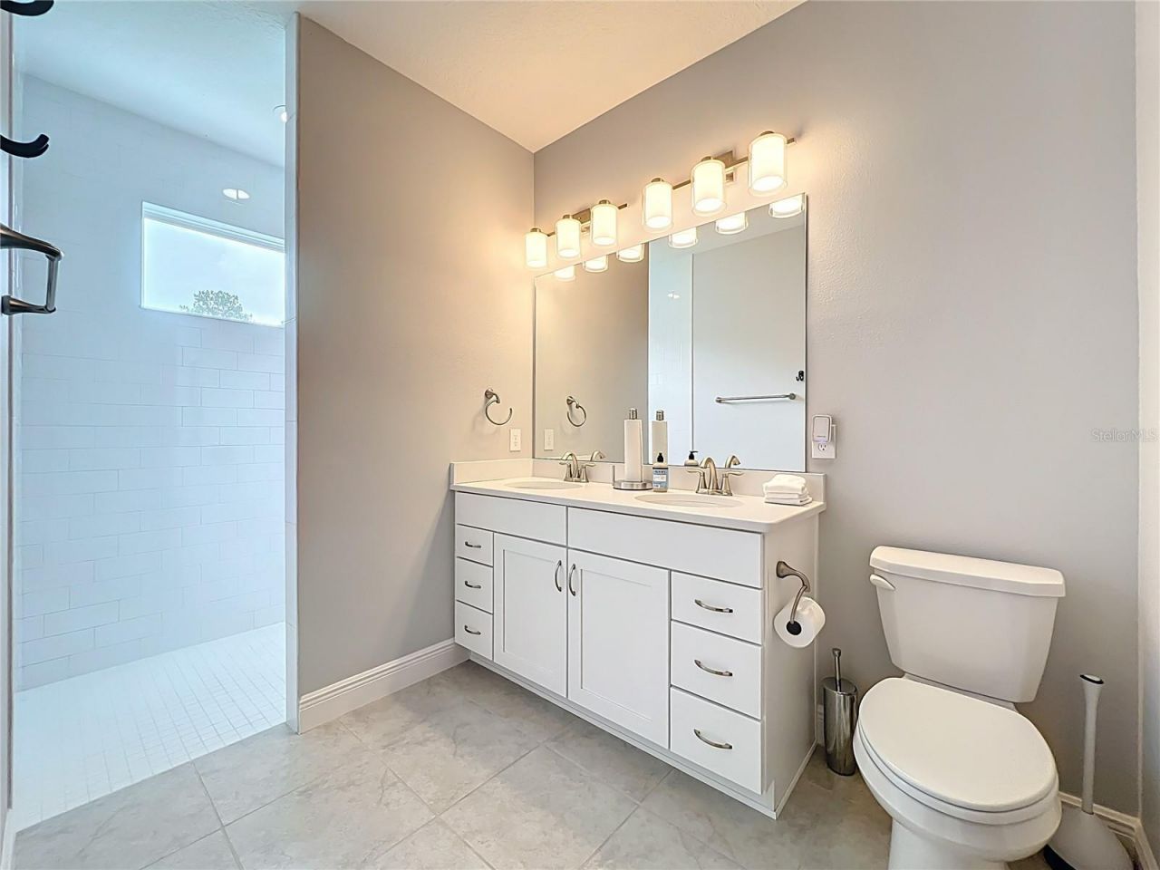 10220 & 10224 Bay Lake Road, Groveland, FL 34736 Photo