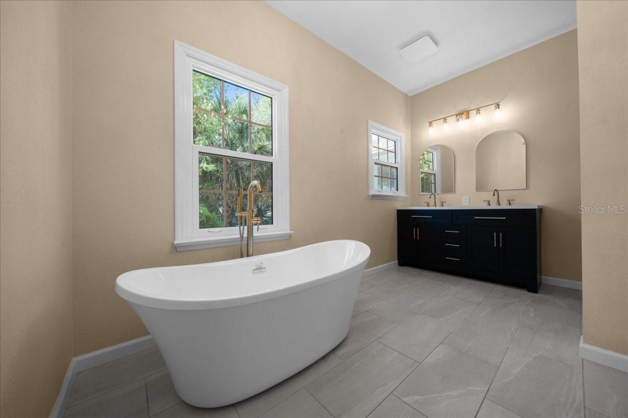 7808 NE 75th Street, Gainesville, FL 32609 Photo