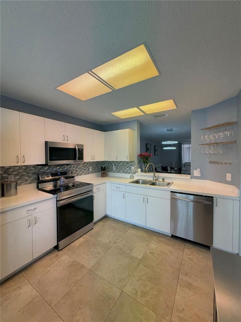 2122 Clover Hill Road , Palm Harbor, FL 34683 Photo