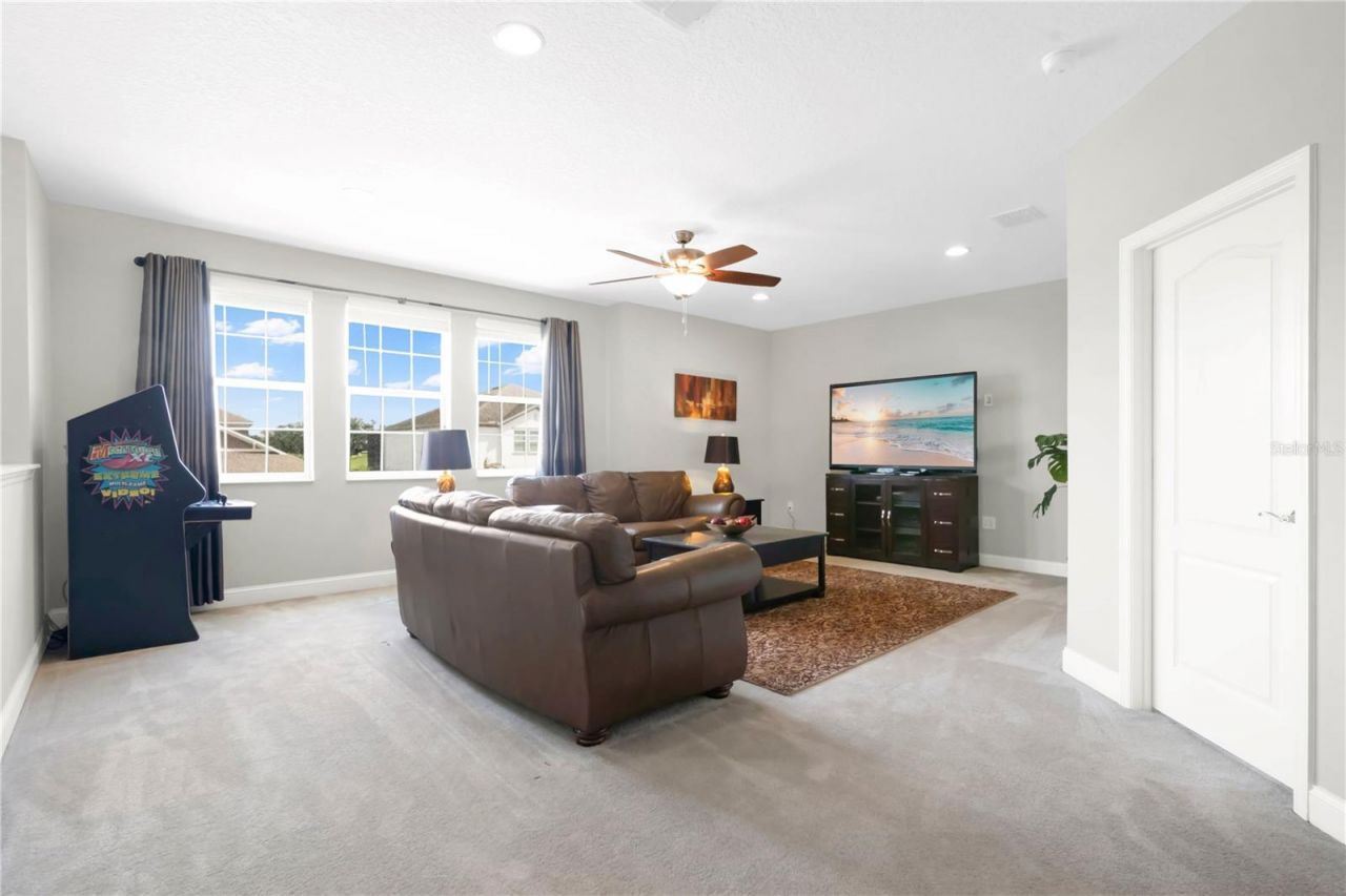 15200 Lake Claire Overlook Drive, Winter Garden, FL 34787 Photo