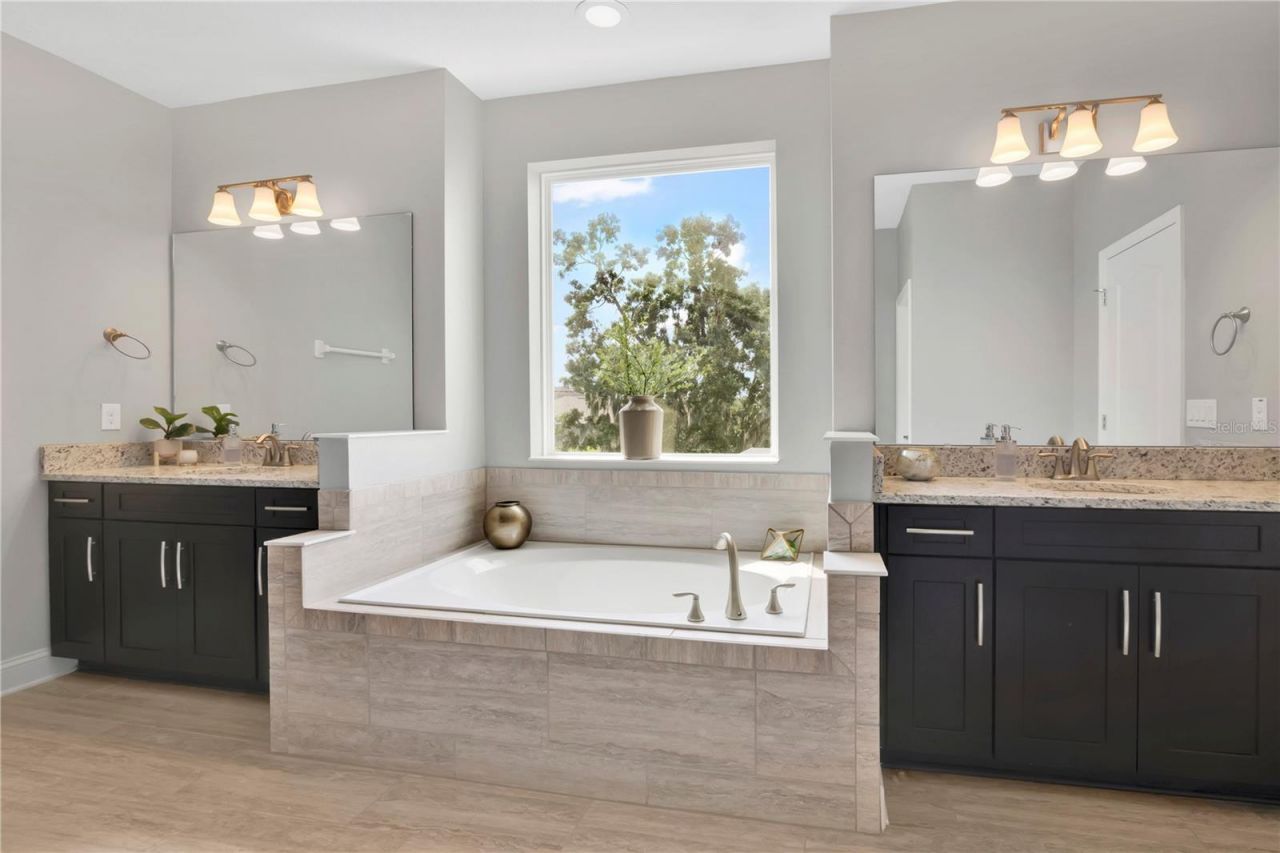 15200 Lake Claire Overlook Drive, Winter Garden, FL 34787 Photo