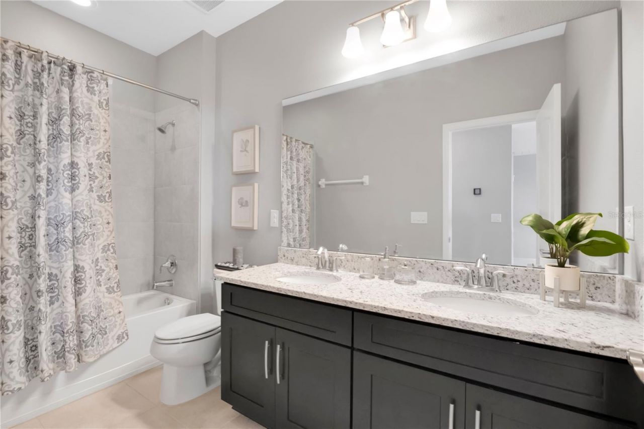 15200 Lake Claire Overlook Drive, Winter Garden, FL 34787 Photo