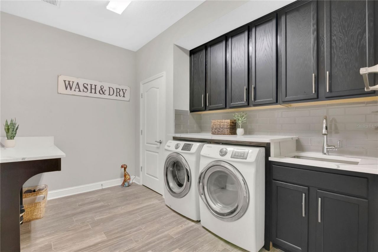 15200 Lake Claire Overlook Drive, Winter Garden, FL 34787 Photo