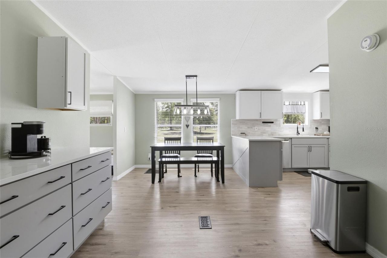 847 SW Applewood Glen , Fort White, FL 32038 Photo